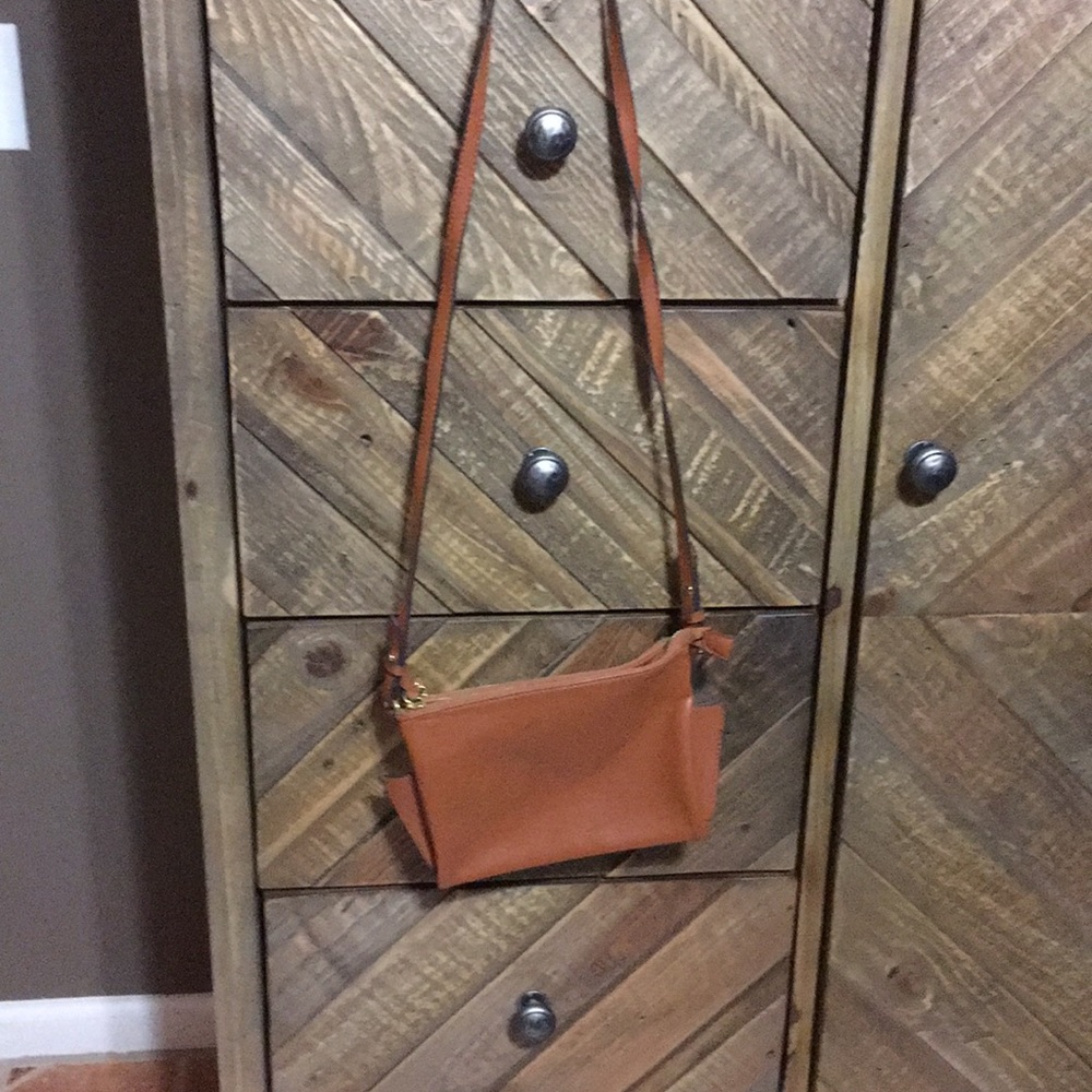 Brown cross body with two compartments